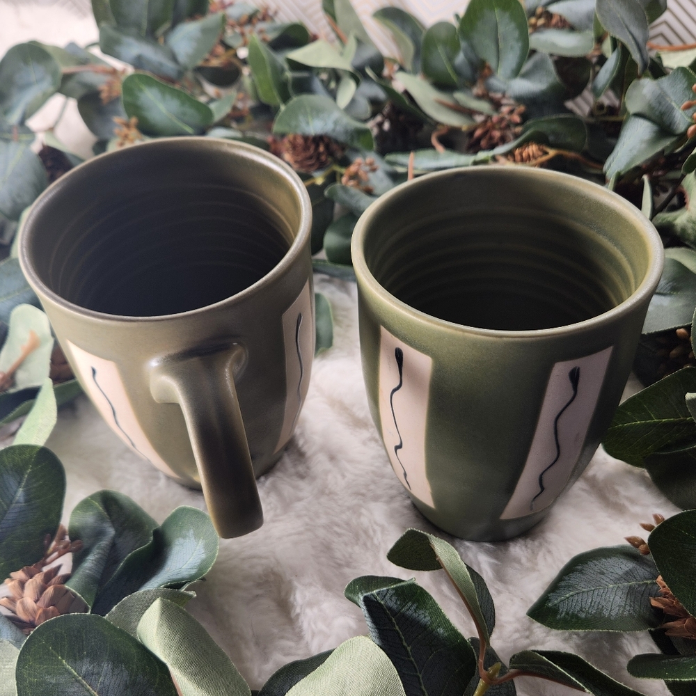Gibson USA Green Ceramic Mugs Set – Abstract Nature Design